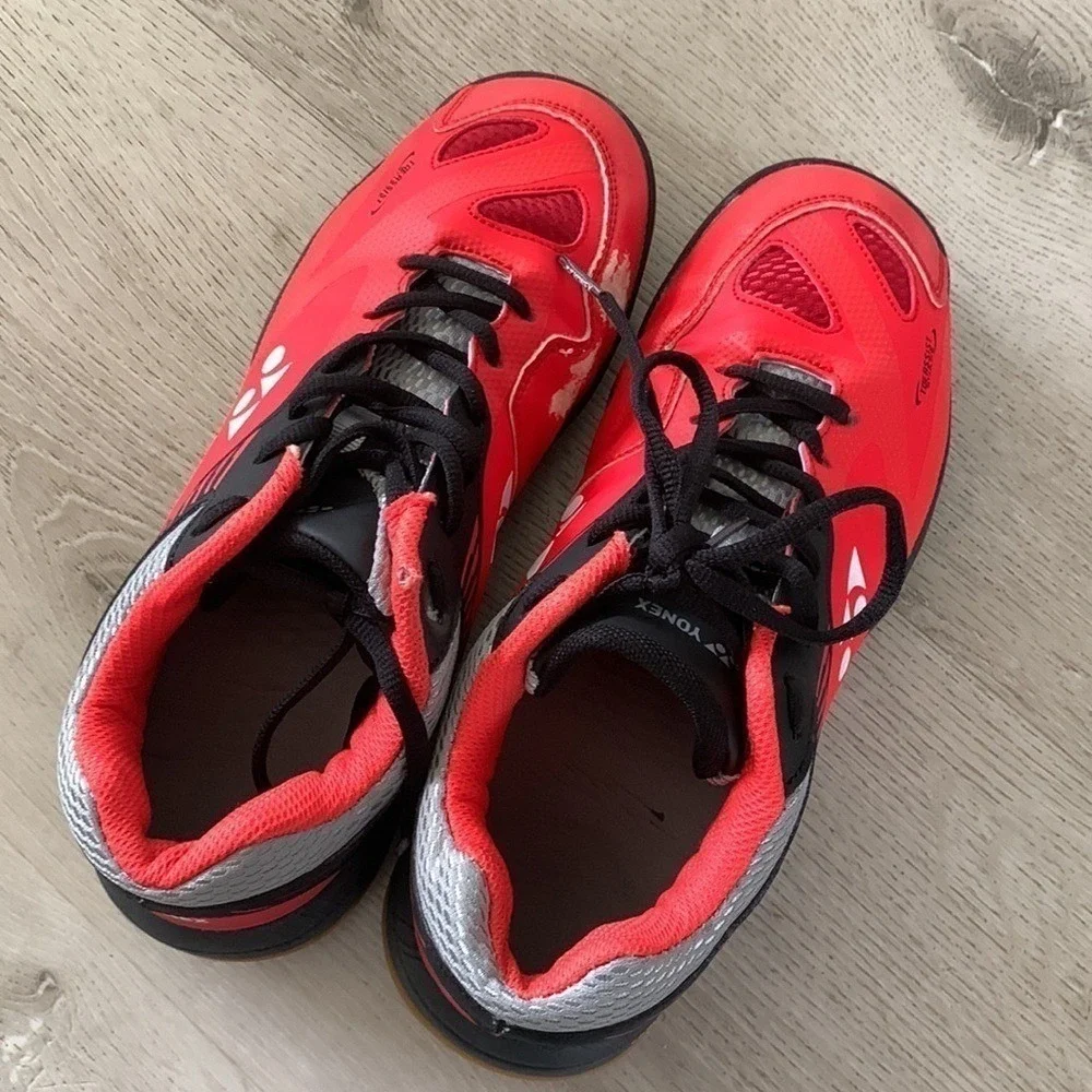 Yonex Power Cushion Toe assist‎ shape Womens Size 9 red All Court Tennis Shoes